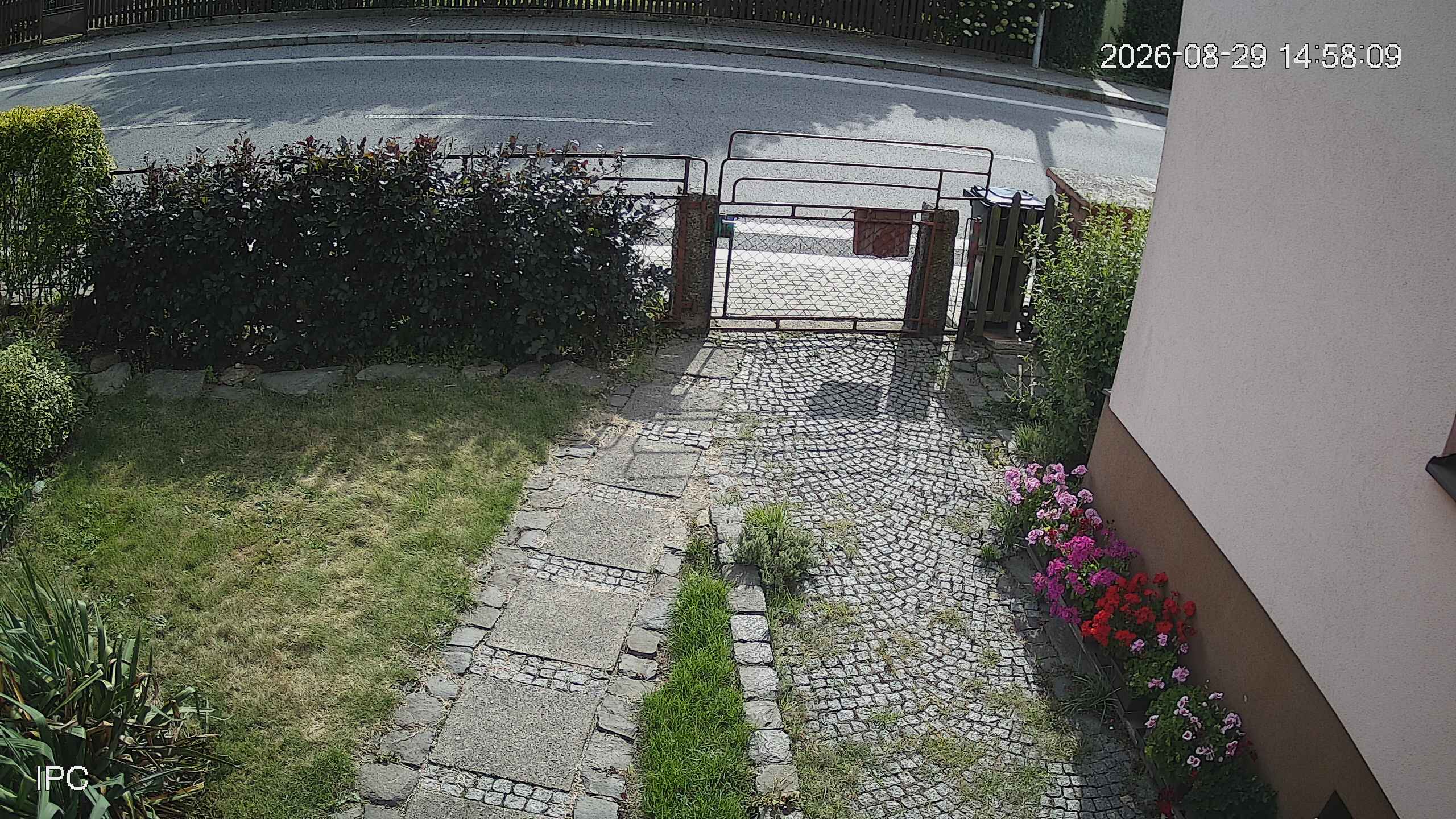 Capture